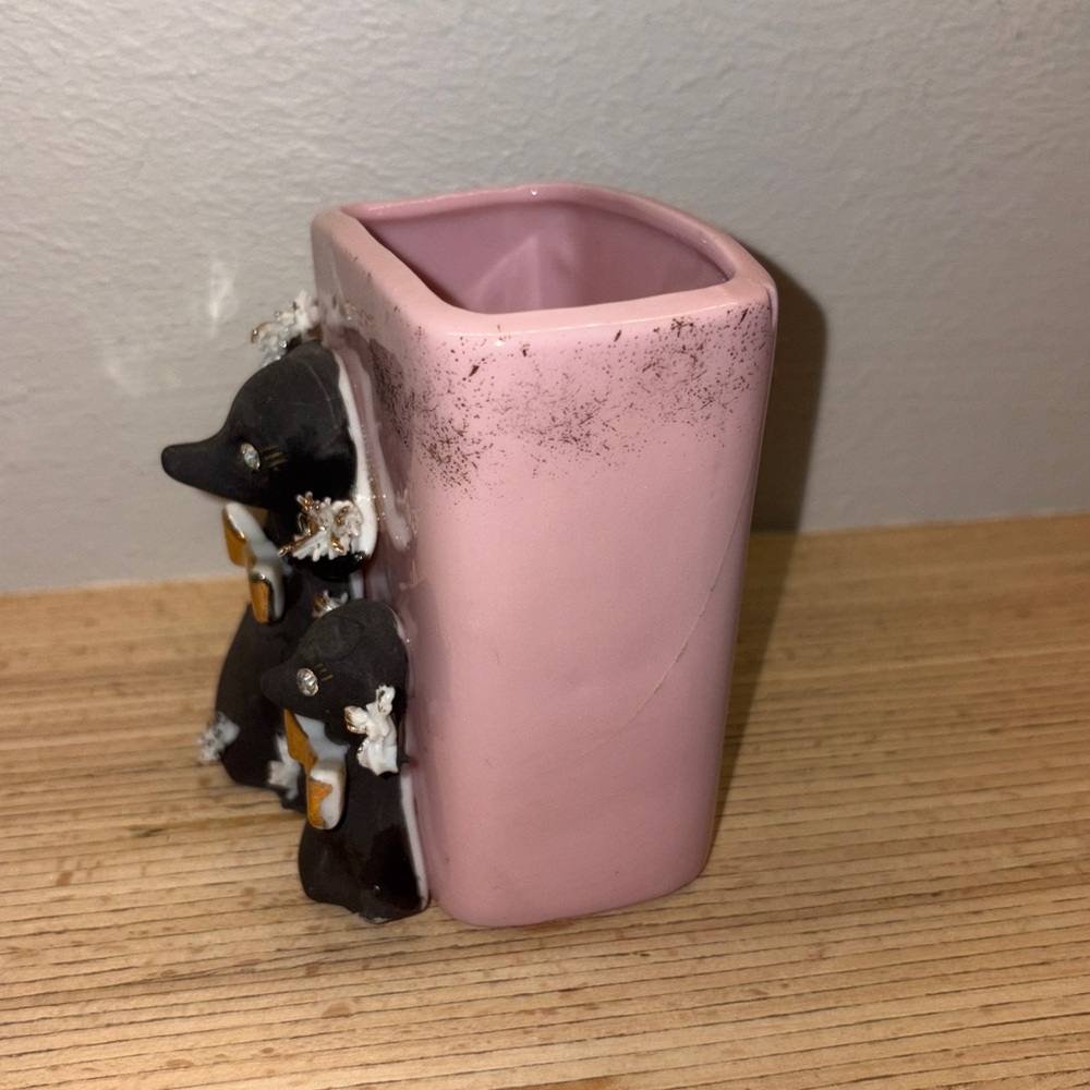 Vintage MId-Century Pink Ceramic/ Black Poodle Hanging Wall Pocket - Picture 2 of 7